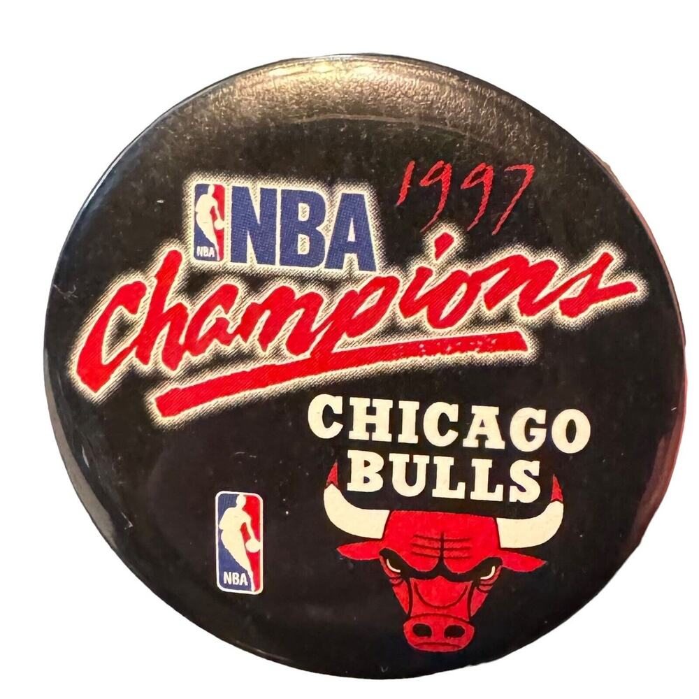 Chicago Bulls 1997 VTG NBA Champions basketball Button pin‎ Michael Jordan Kerr
